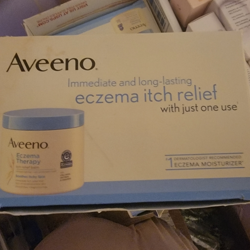 Eczema Therapy Moisturizing Cream - Blue and Cream